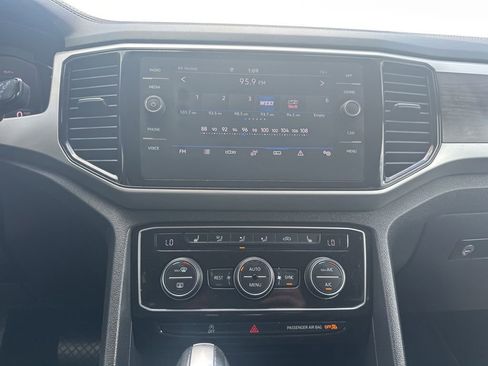 Used 2022 Volkswagen Atlas SE AWD/4WD image 20