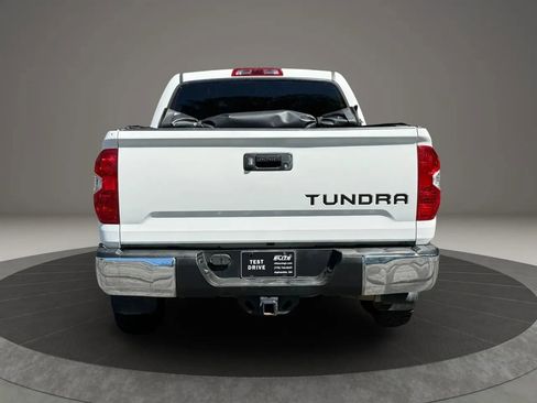 Used 2020 Toyota Tundra SR5 w/ SR5 Upgrade Package image 5