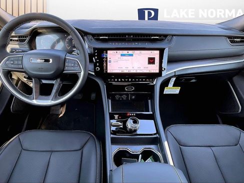 New 2026 Jeep Grand Cherokee Limited AWD/4WD image 10