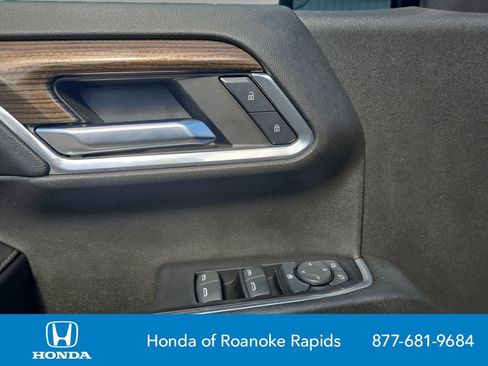 Used 2023 Chevrolet Silverado 1500 LT Trail Boss w/ Protection Package AWD/4WD image 11