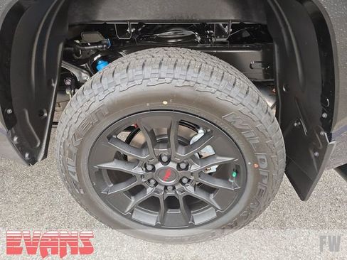 New 2026 Toyota Tundra Platinum w/ TRD Off-Road Package image 27