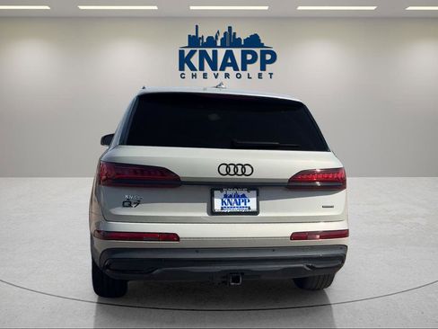 Used 2024 Audi Q7 3.0T Premium Plus image 4