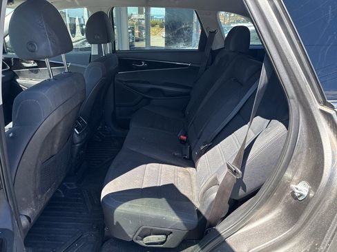 Used 2019 Kia Sorento LX w/ Option Group 020 image 8