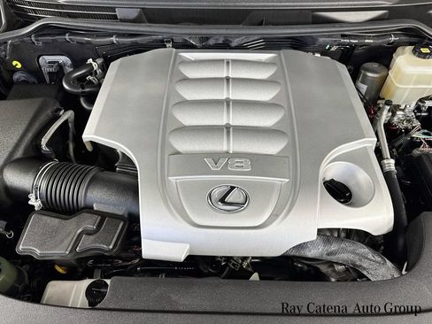 Certified 2021 Lexus LX 570 4WD w/ Luxury Package image 34