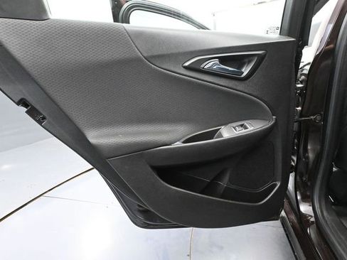 Used 2021 Chevrolet Malibu LT image 34