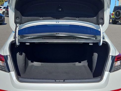 Used 2022 Honda Civic EX image 6