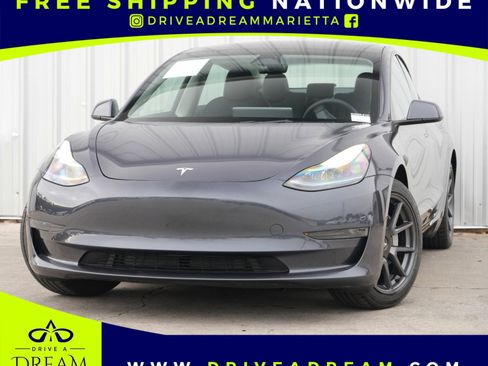 Used 2023 Tesla Model 3 Standard Range image 1