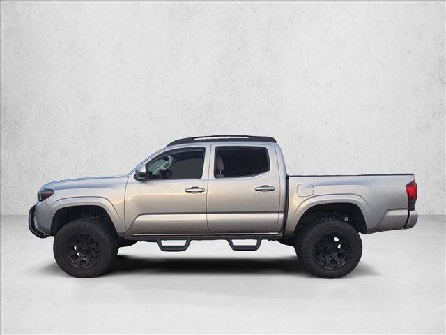 Used 2021 Toyota Tacoma SR AWD/4WD image 8