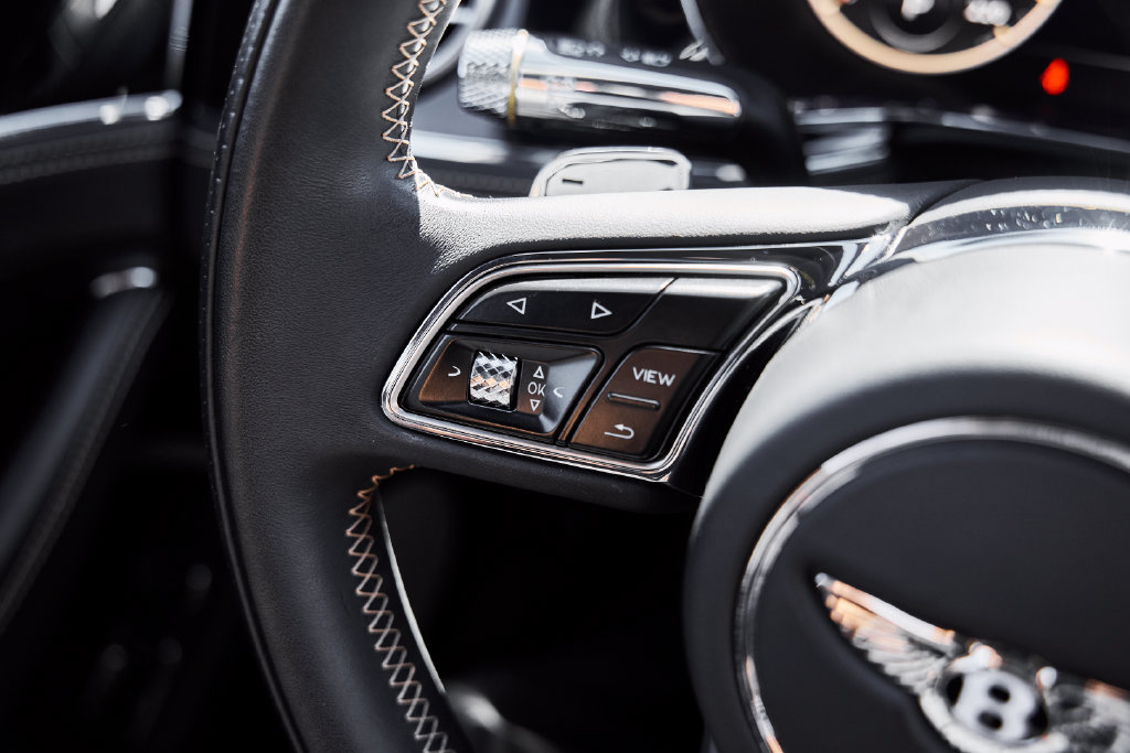 Used 2024 Bentley Flying Spur V8 AWD/4WD image 60