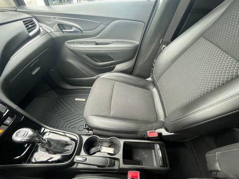Used 2022 Buick Encore Preferred w/ Safety Package AWD/4WD image 23