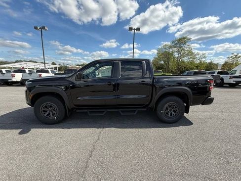 New 2026 Nissan Frontier PRO-4X w/ Pro-4x Convenience Package image 8