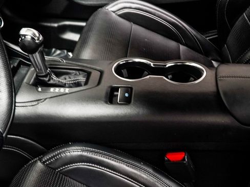 Used 2024 Ford Mustang GT Premium image 17