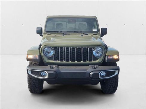 New 2025 Jeep Gladiator Sport image 6