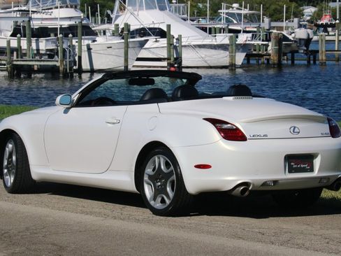 Used 2006 Lexus SC 430 Convertible image 5