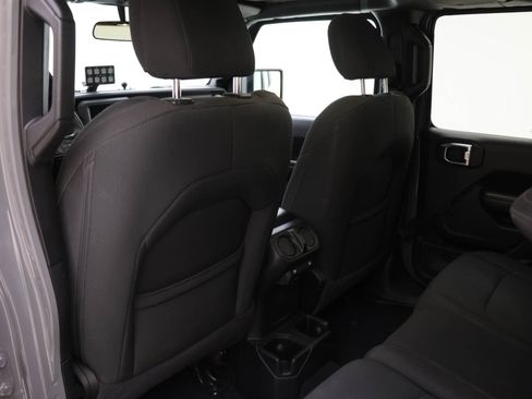 Used 2021 Jeep Wrangler Unlimited Willys image 10