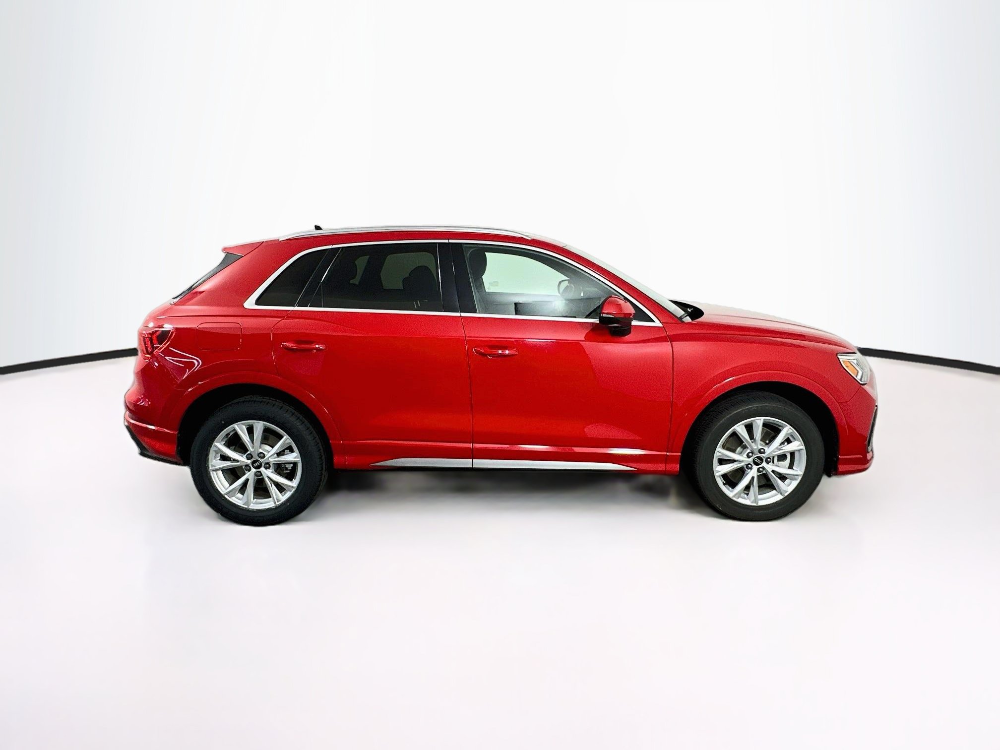 Used 2023 Audi Q3 2.0T Premium AWD/4WD image 10