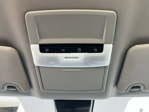 Used 2025 Nissan Altima 2.5 SR image 17