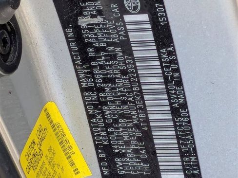 Used 2011 Toyota Camry SE w/ SE Extra-Value Pkg #1 FWD image 28