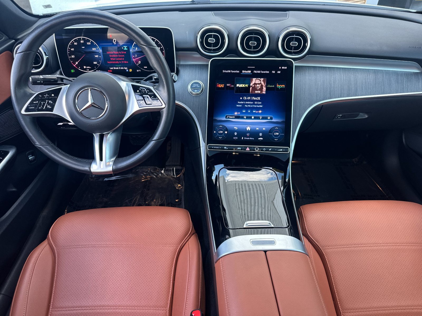 Used 2025 Mercedes-Benz C 300 Sedan image 16