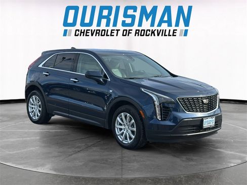 Used 2019 Cadillac XT4 Luxury w/ Cold Weather Package image 1
