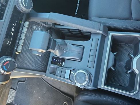 Used 2025 Toyota Tacoma SR5 image 23