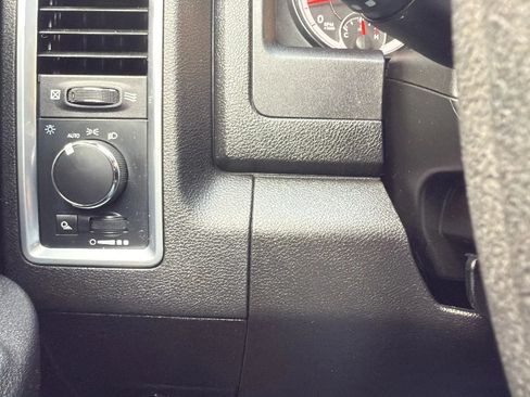 Used 2022 RAM 1500 Classic SLT w/ Protection Group AWD/4WD image 14
