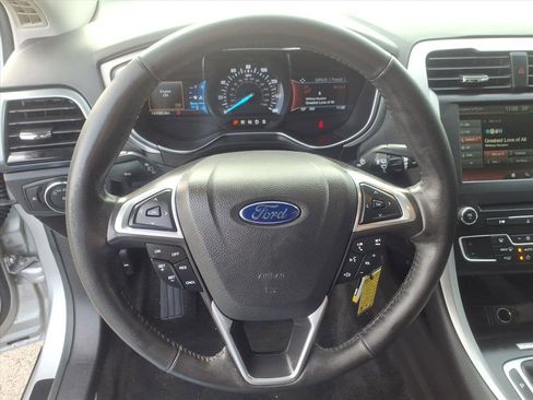 Used 2016 Ford Fusion SE image 21