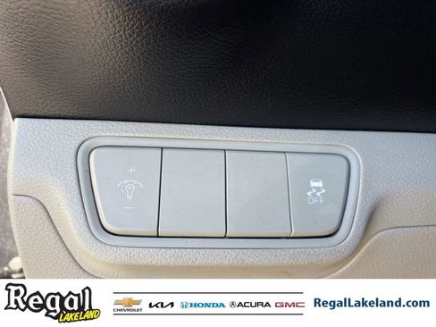 Used 2022 Kia Forte LXS image 24