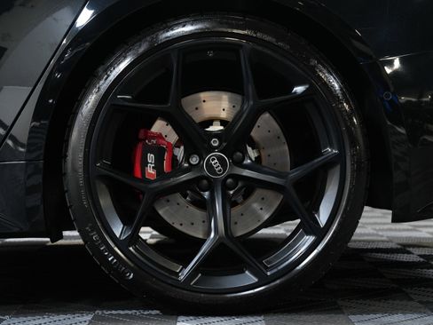 Used 2024 Audi RS 6 performance image 58