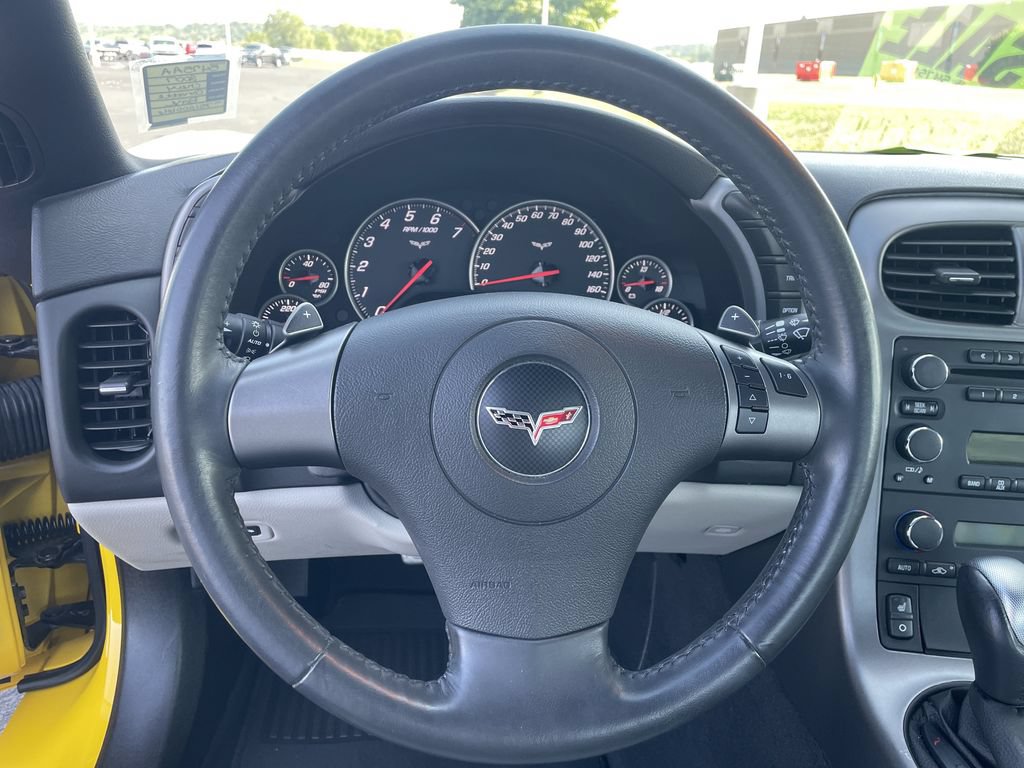 Used 2007 Chevrolet Corvette Coupe w/ Preferred Equipment Group RWD image 10