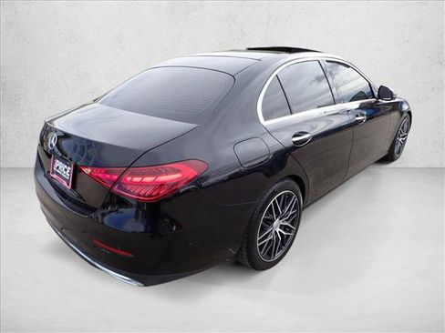 Used 2022 Mercedes-Benz C 300 4MATIC Sedan image 4