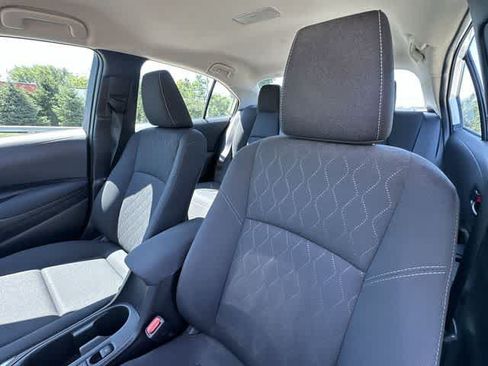 Used 2025 Toyota Corolla LE FWD image 13