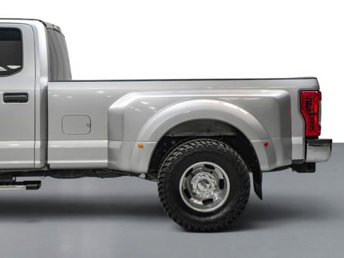 Used 2018 Ford F350 XL w/ STX Appearance Package RWD image 11