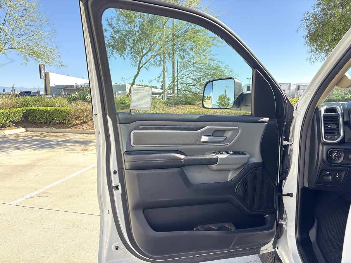 Used 2020 RAM 1500 Big Horn AWD/4WD image 18