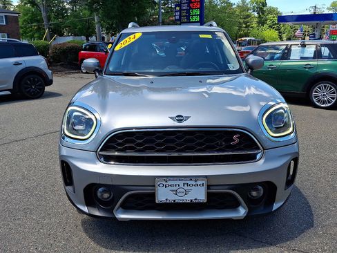 Used 2024 MINI Cooper Countryman S FWD image 2