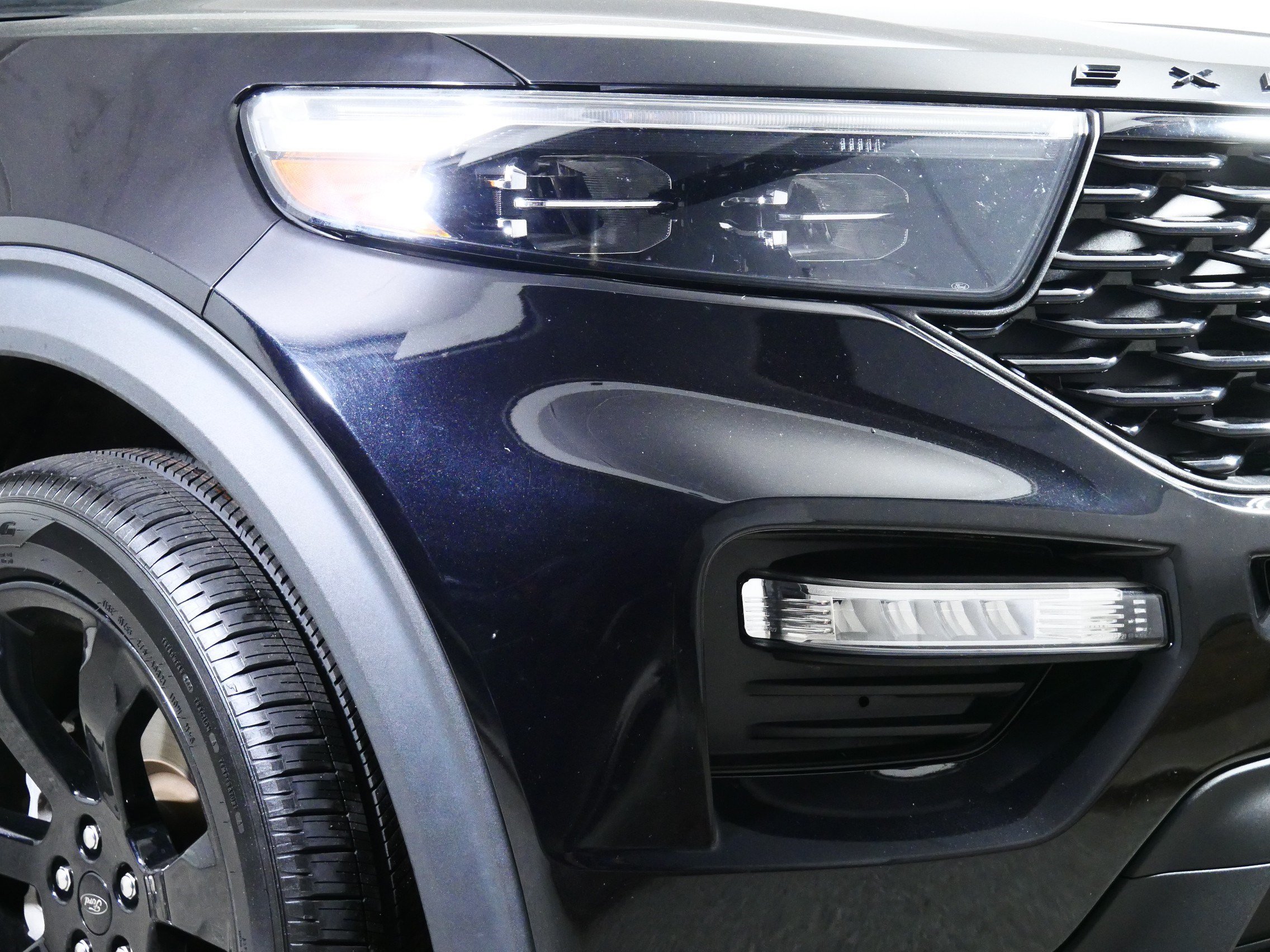 Used 2023 Ford Explorer ST-Line w/ Class IV Trailer Tow Package AWD/4WD image 16