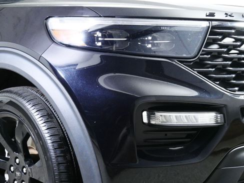 Used 2023 Ford Explorer ST-Line w/ Class IV Trailer Tow Package AWD/4WD image 16