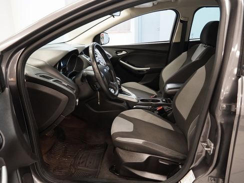 Used 2012 Ford Focus SE image 4