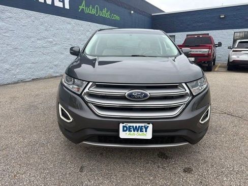 Used 2017 Ford Edge Titanium w/ Technology Package AWD/4WD image 8