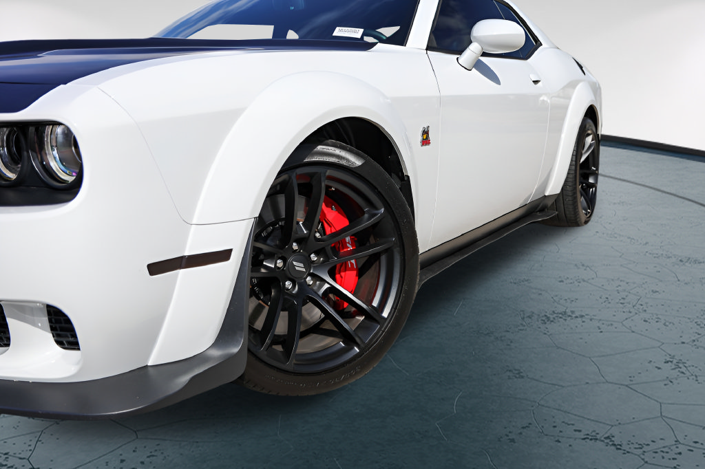 Used 2022 Dodge Challenger R/T Scat Pack RWD image 3