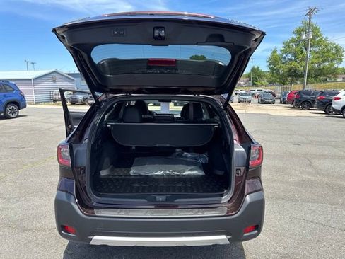 Used 2025 Subaru Outback Limited AWD/4WD image 17