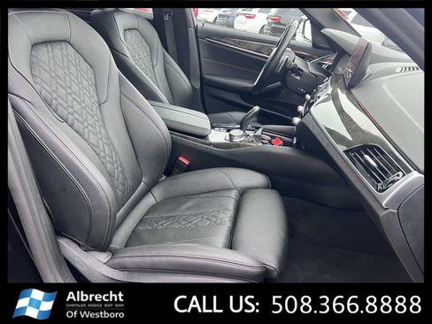 Used 2021 BMW 530i xDrive w/ Premium Package image 21