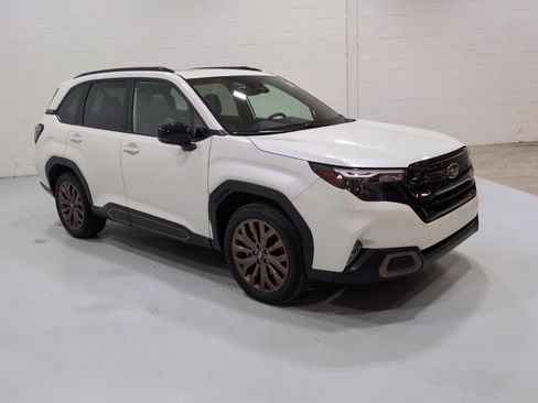 Certified 2025 Subaru Forester Sport AWD/4WD image 1