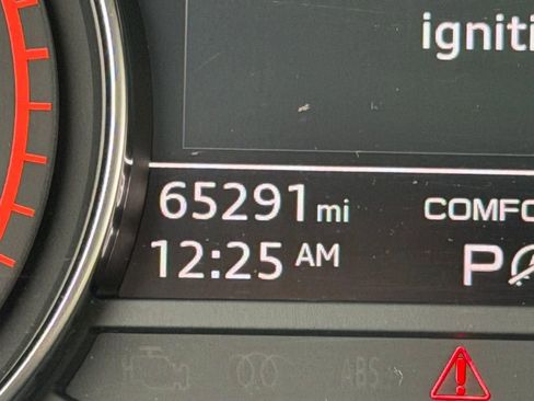 Used 2021 Audi Q5 2.0T Premium w/ Convenience Package image 30