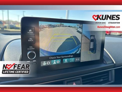 Used 2025 Honda Pilot TrailSport image 33