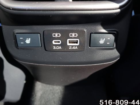 Used 2023 Subaru Outback Limited image 17