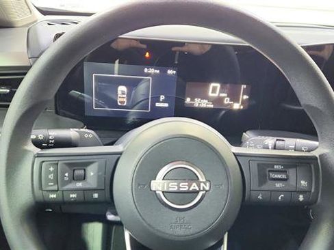 Certified 2025 Nissan Kicks S image 11