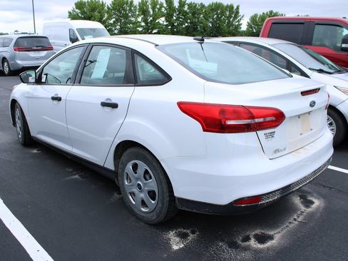 Used 2018 Ford Focus S FWD image 7