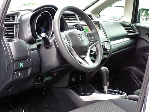 Used 2019 Honda Fit EX image 17