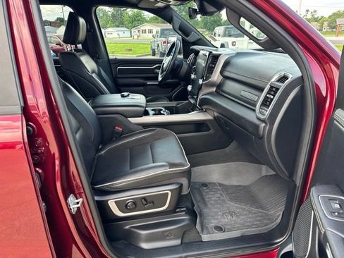 Used 2024 RAM 1500 Laramie AWD/4WD image 27